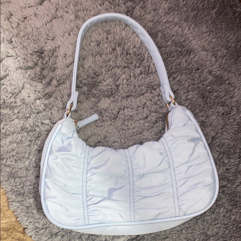 🆕💙2yk shoulder bag forever21